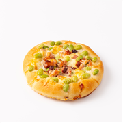 枝豆と4種チーズのフォカッチャ（STAND）