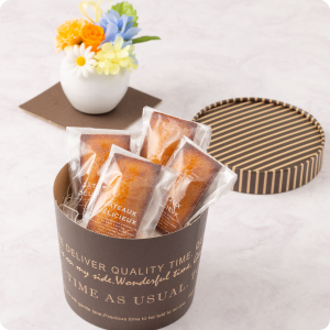 【お花のギフト】フィナンシェ4個入