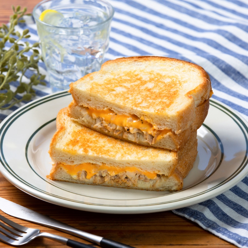 ツナメルトホットサンド